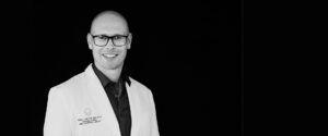 Rynkebehandling odense Emil Henningsen